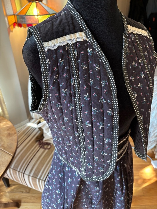 1970’s Gunne Sax Skirt and Vest Set - Picture 5 of 14